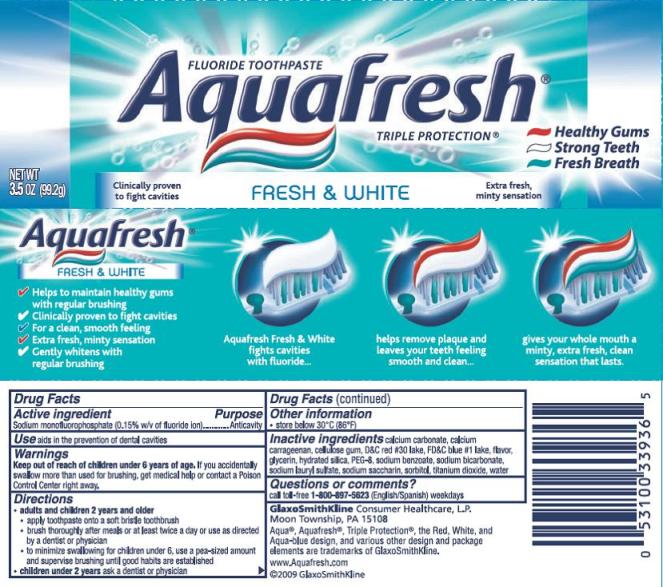 Aquafresh Fresh and White carton