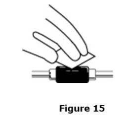 •	Wipe off the venous port of the hemodialysis tubing with an alcohol wipe.  See Figure 15.
