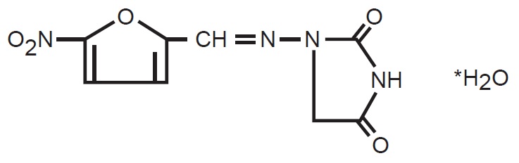 nitrofurantoin monohydrate